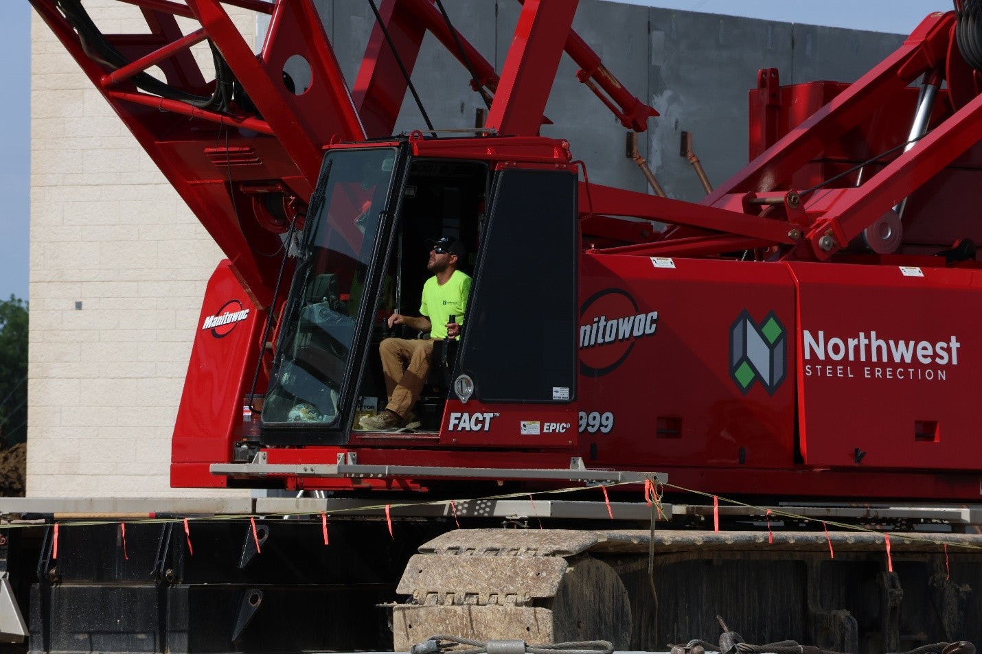 Big Northwest Steel equipment being operated. 