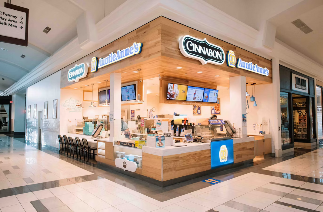 Cinnabon storefront